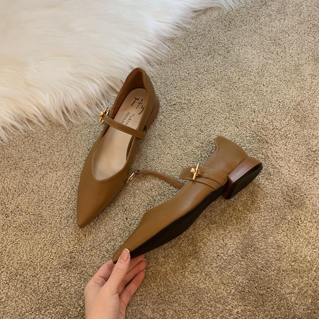 Design sense niche low-heeled shoes retro single shoes thick heel buckle belt women's shoes