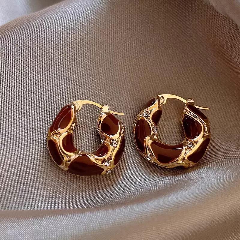 New Vintage Enamel Color Metal Texture Small Circle Hoop Earrings For Women Trendy Gold Plated Statement Ear Buckle Creative Jewelry