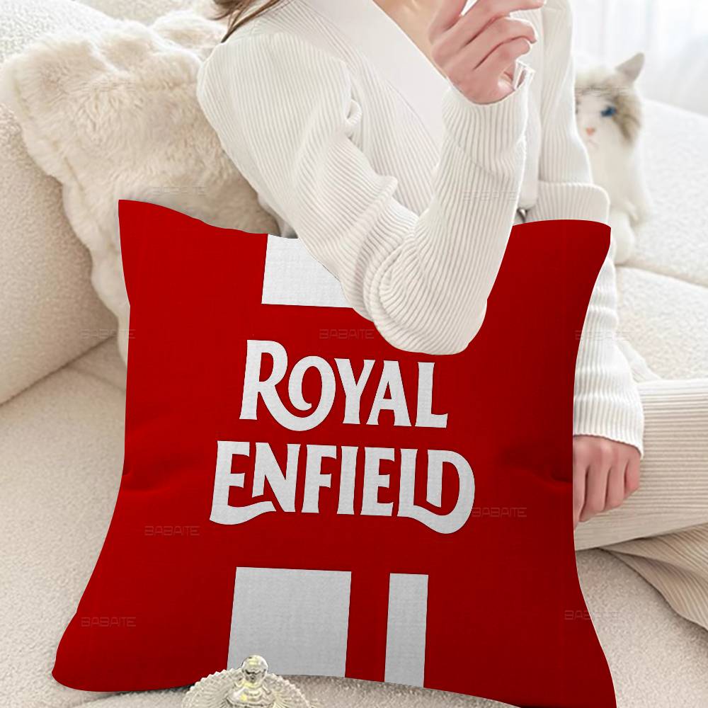 R-ROYALS E-ENFIELDS Logo Maple Design Cushion Cover Happy Autumn Harvest decor Holiday Decorati Pillow Cover