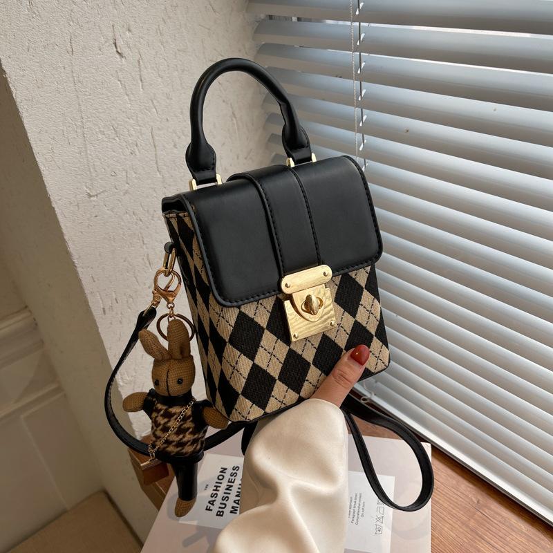 This Year's Popular Bags Women's Summer 2025 New Trendy Fashion Versatile Niche High-end Single Shoulder Messenger Bag Handbag