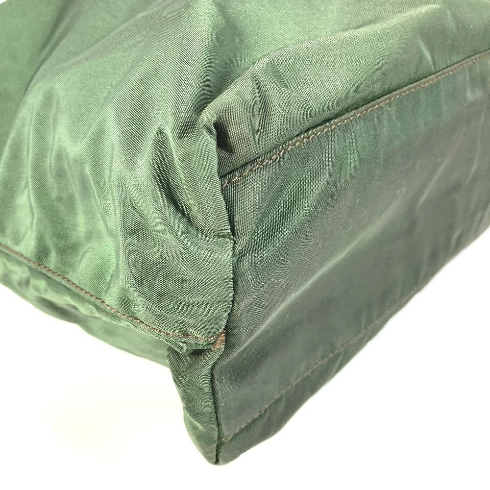 Prada צלחת לוגו משולשת תיק תיק טוט תיק כתף ניילון חאקי