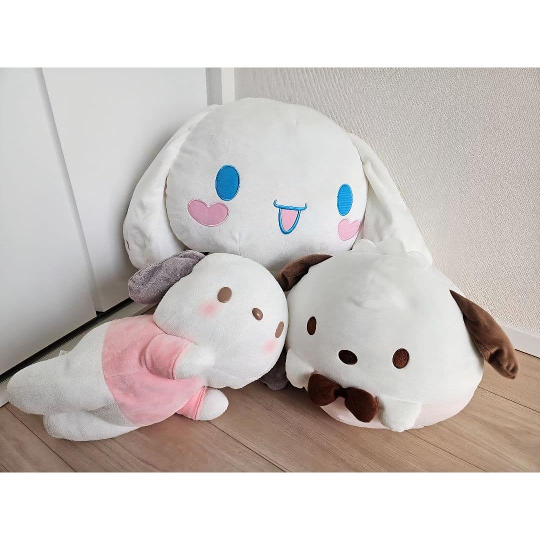pochaco cinnamon stuffed toy