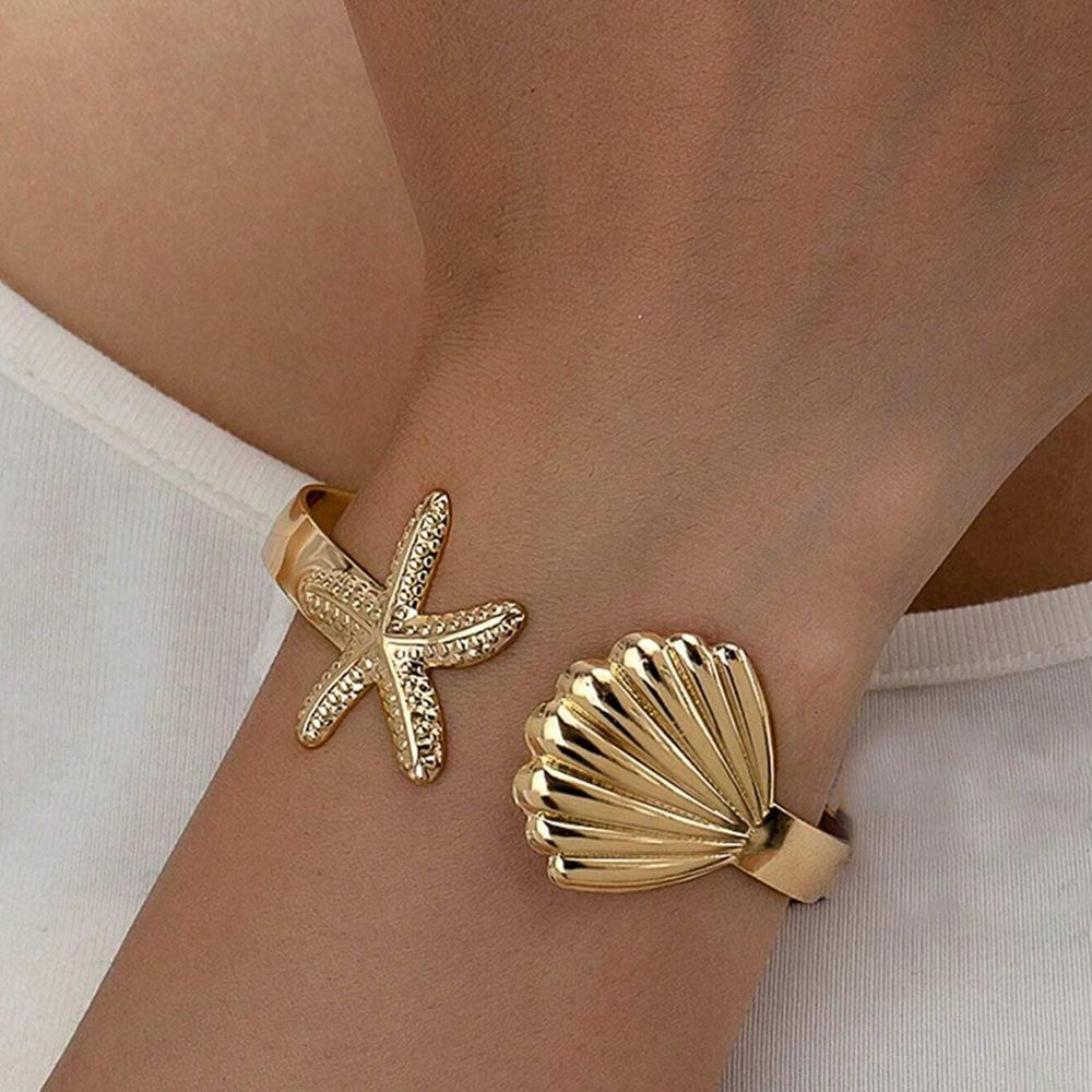 New Fashion Ocean Series Bangle Women Starfish Shell Hollow Open Cuff Bracelet Minimalist Vacation Style Travel Jewelry Gifts