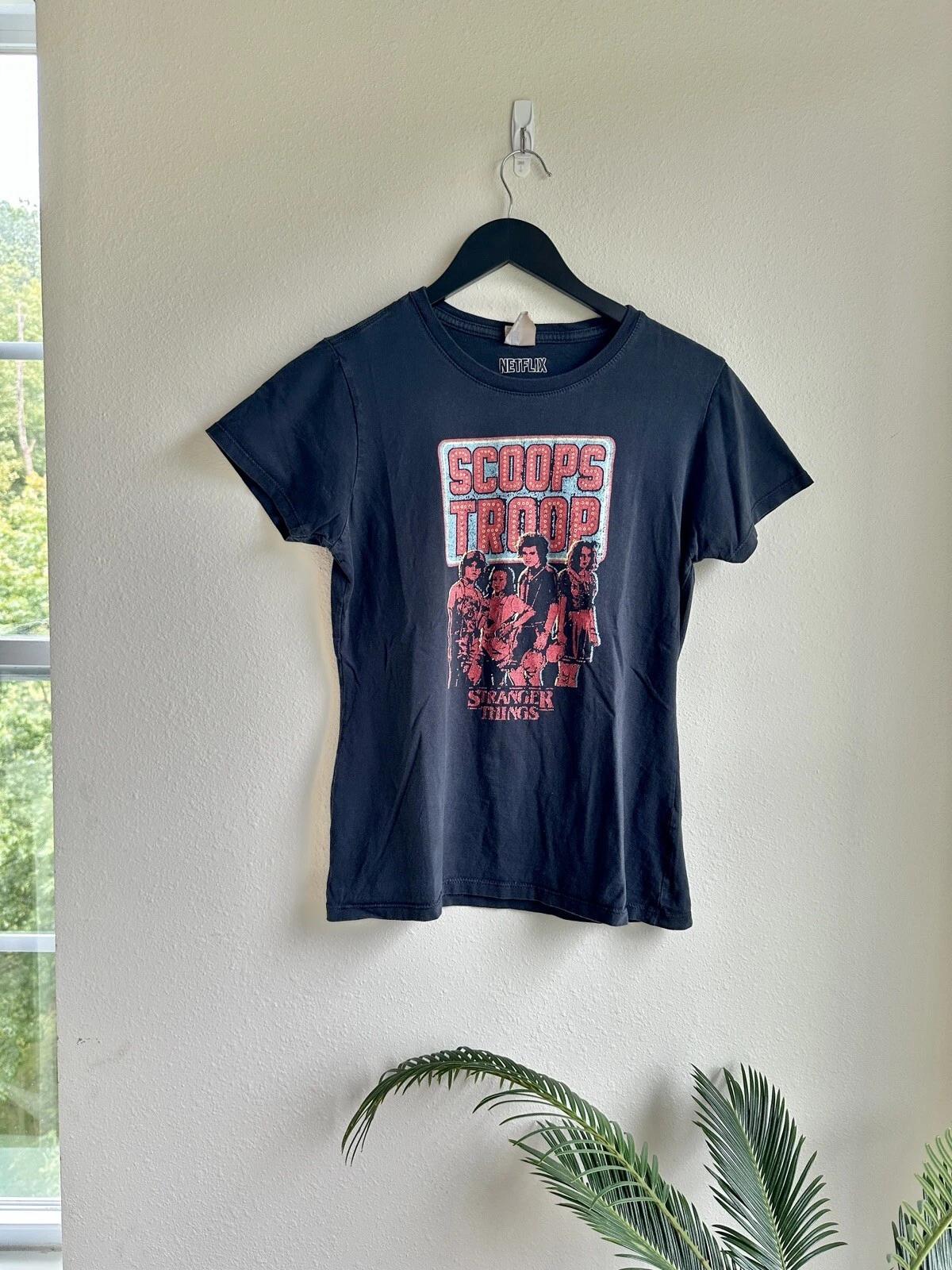 Netflix Stranger Things 100% Cotton T-shirt Mens Tees Top Scoop Troops Black Size Medium S