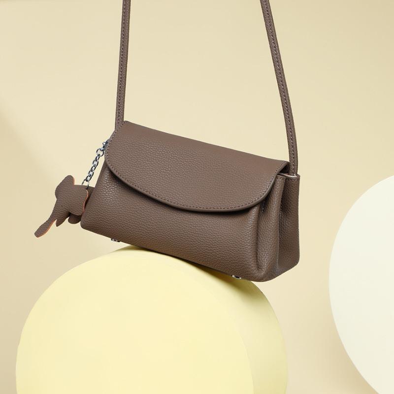 Bags New Bags Women's Bags Crossbody Bags Underarm Bags Fashion and High-end Single Shoulder Leather Small Bags Luggage