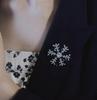Snowflake Brooches for Women Ice Crystal Rhinestone Snowflake Pins Backpack Decoration Clothes Accessories Party Gift