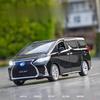 Voiture miniature Lexus LM300h MPV en alliage métallique moulé sous pression, modèle de collection avec son et lumière, cadeau pour garçon et enfant, échelle 1/32