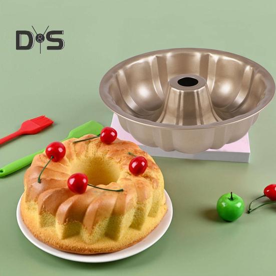 Non-Stick Ring Cake Pan Carbon Steel Fluted Tube Baking Pan for Pound Cake Buntz Cake Jelly Gelatin Chocolate Cake Molds