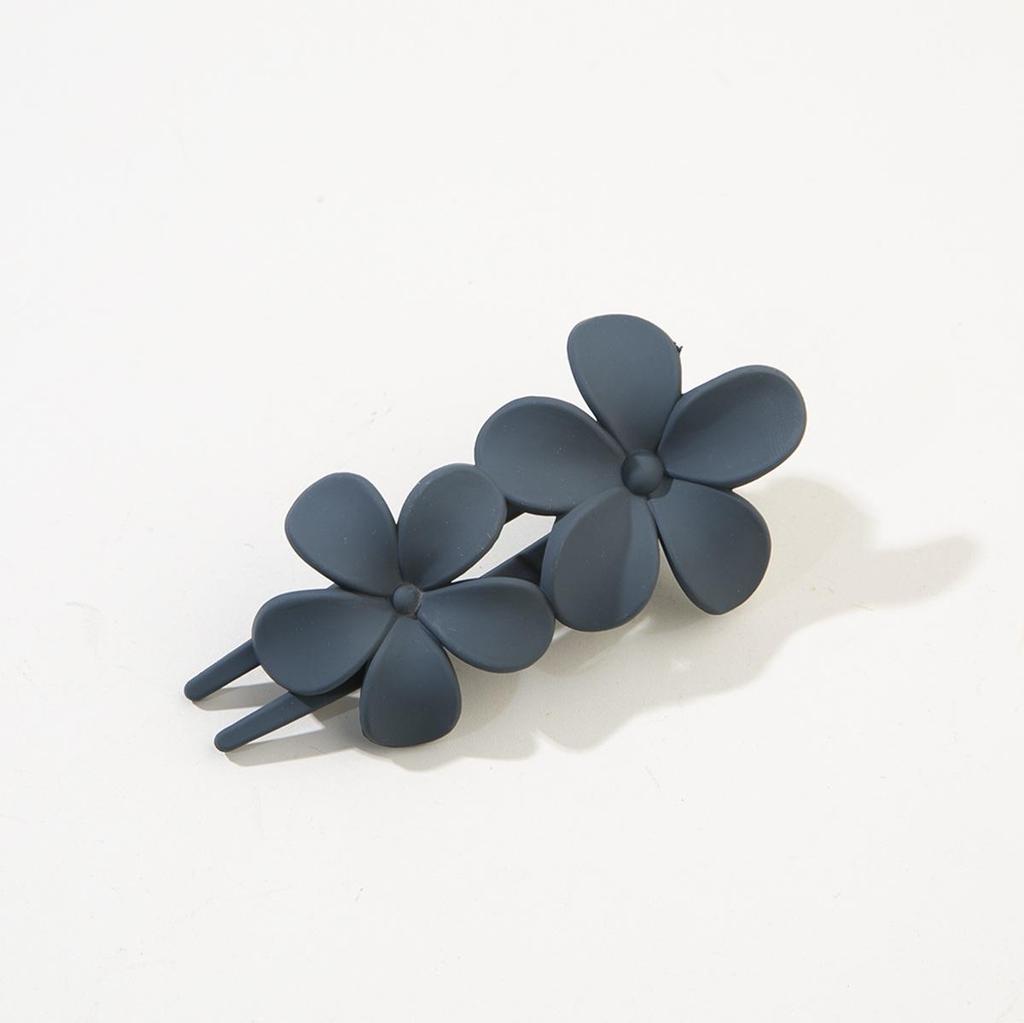 Korean Style Large Duckbill Hair Clip – Fashionable Flower Accessory for Women, Versatile Spring Updo.