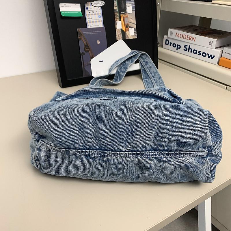 Classic Denim Tote Bag for Women – Lightweight & Durable with Front Zip Pocket, Perfect for Everyday Use