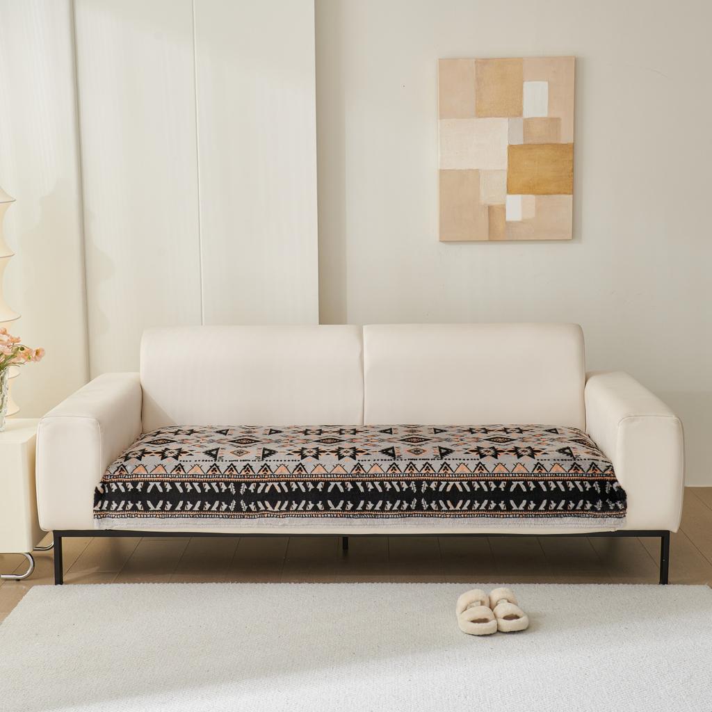 1pc Boho Print Flannel Fleece Autumn/Winter Thicken Plush Sofa Cover for Living Room Couch Cushion Slipcover Furniture Decor