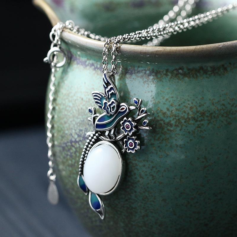 Artistic Thai Silver Enamel Magpie & Jade Pendant Necklace