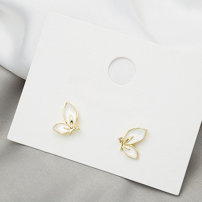 Boucles d'oreilles papillon délicates et chics pour le quotidien des femmes