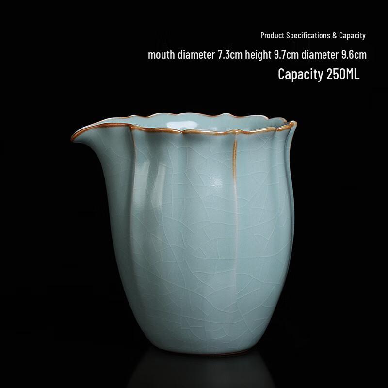 

Ru Ware Crackle Glaze Lotus Fair Cup