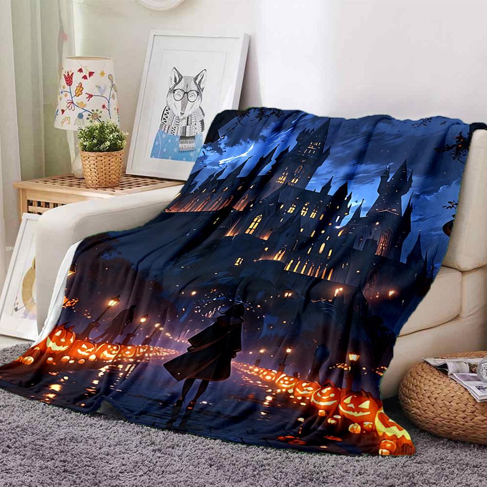 1pc castle Halloween Flannel Blanket Soft Warm Throw for Home, Office, Travel, All-Season Cozy Bedding GiftL1111 80cmx120cm(31inx47in)