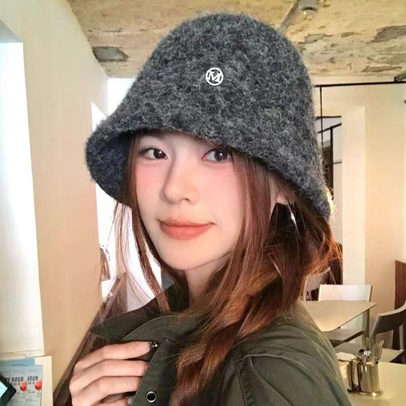 Miękkie filcowe klasyczne wełniane kapelusze typu bucket Hat Kobieta Zimowe ciepłe modne kapelusze rybackie Damskie puszyste kapelusze Panama wszechstronne trendowe kapelusze typu basin Hat