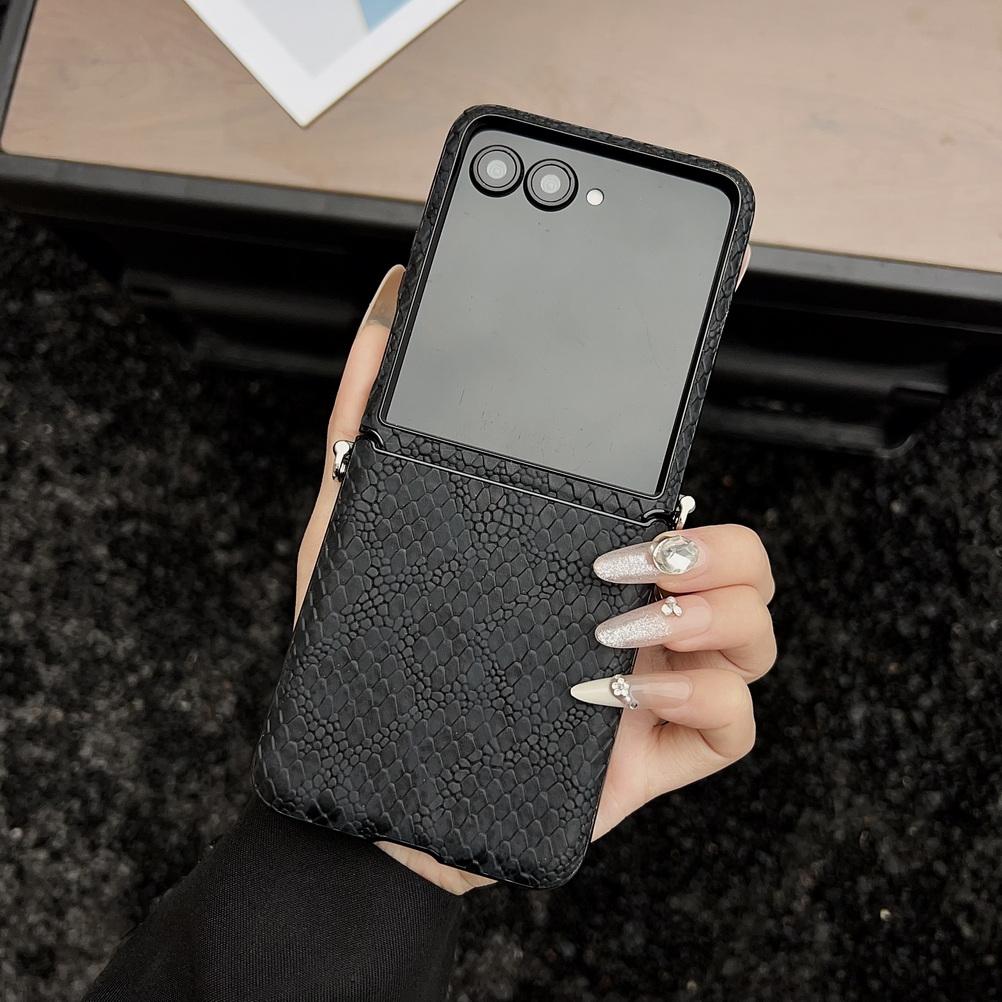 Plain Python Skin Pattern Side-hung Phone Case For Samsung Z Flip 7 Flip7 Flip 6 Galaxy Z Flip 6 5 Slim Hard Protect Cover