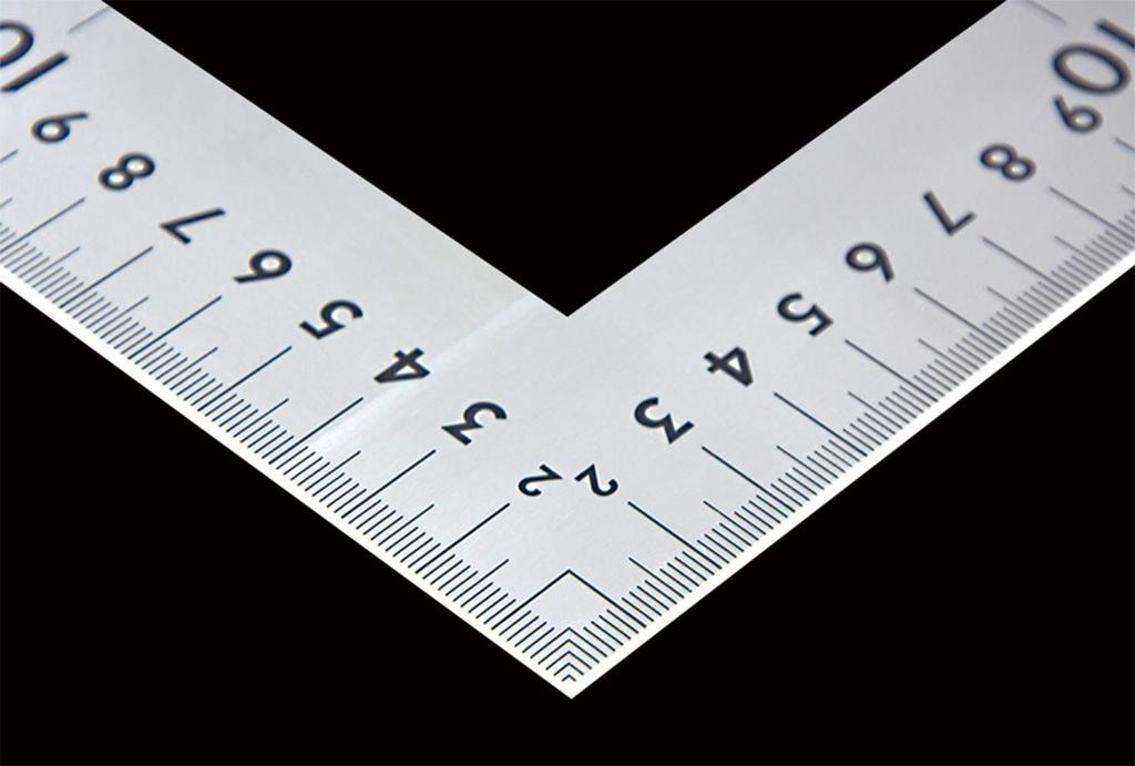 Shinwa Sokutei Manche courbé Grand modèle populaire en acier inoxydable doré 1 m x 60 cm Même épaisseur des deux côtés 63118