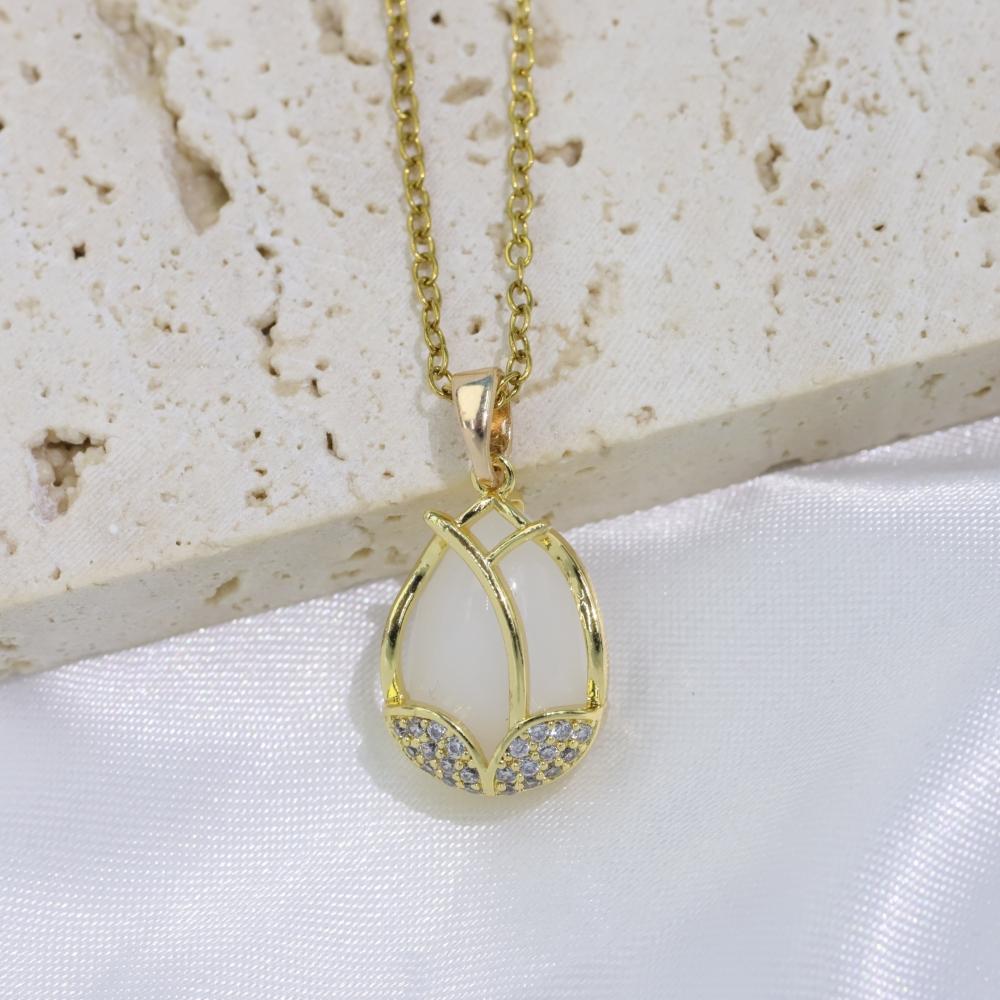 Fashion Tulips Pendant Necklaces for Women Fashion Zirconia Necklace Wedding Party Jewelry Accessories