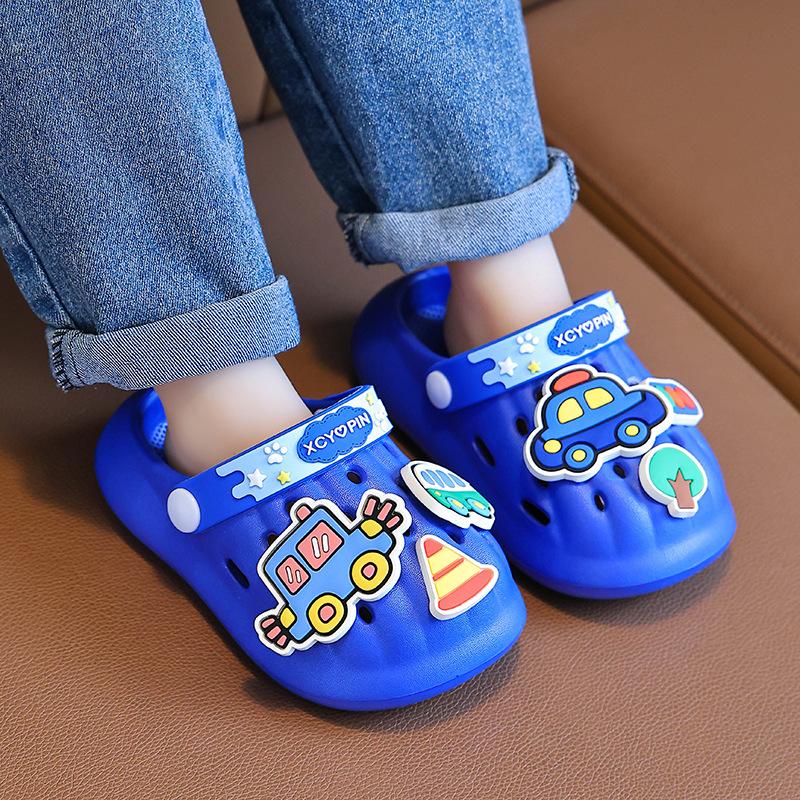 

Children s slippers summer boys cute soft sole non-slip bath cool slippers girls children infant baby hole shoes bottom 140 inner length 13.5cm
