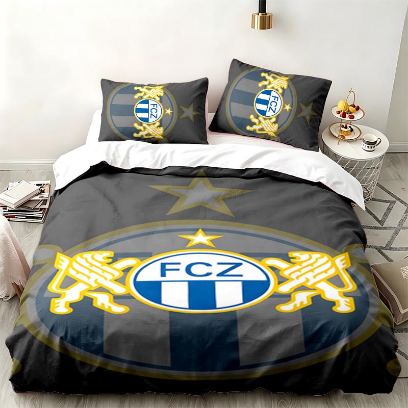 FC Zurich 3 dalių komplektas Puikiai tinka miegamojo naudojimui Patogus patalynės komplektas apima antklodės užvalkalą ir du pagalvių užvalkalus Ideali dovana gimtadieniui ar Kalėdoms