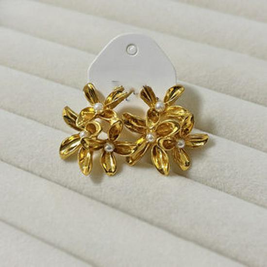 Elegante Retro Gold- und Perlen-Blütenstecker mit Nischen-Design