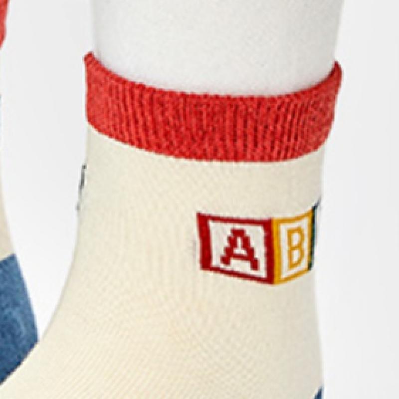 Daiso Retro Kids Socks For Ages 4 6