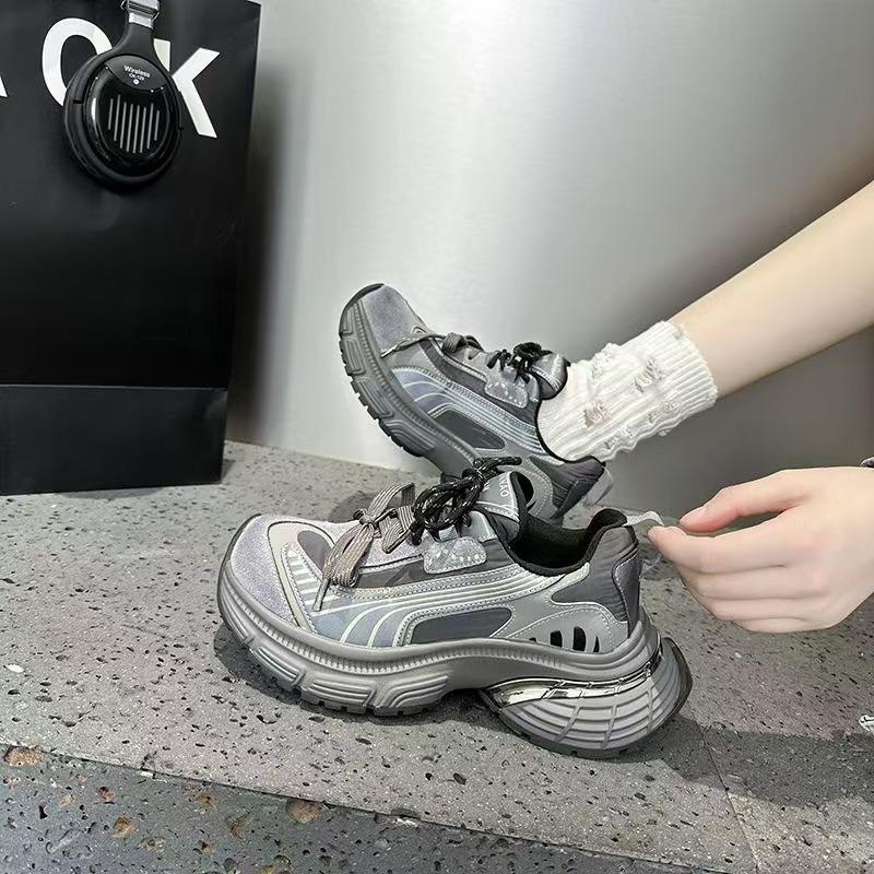 Women’s European Style Chunky Sneakers, Fall/Winter 2025: Casual, Comfortable, Height-Boosting