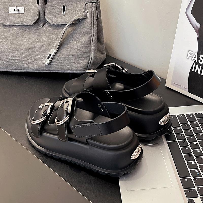 Platform sandals women's 2025 new summer versatile explosion super fire casual beach Velcro muffin Roman shoes