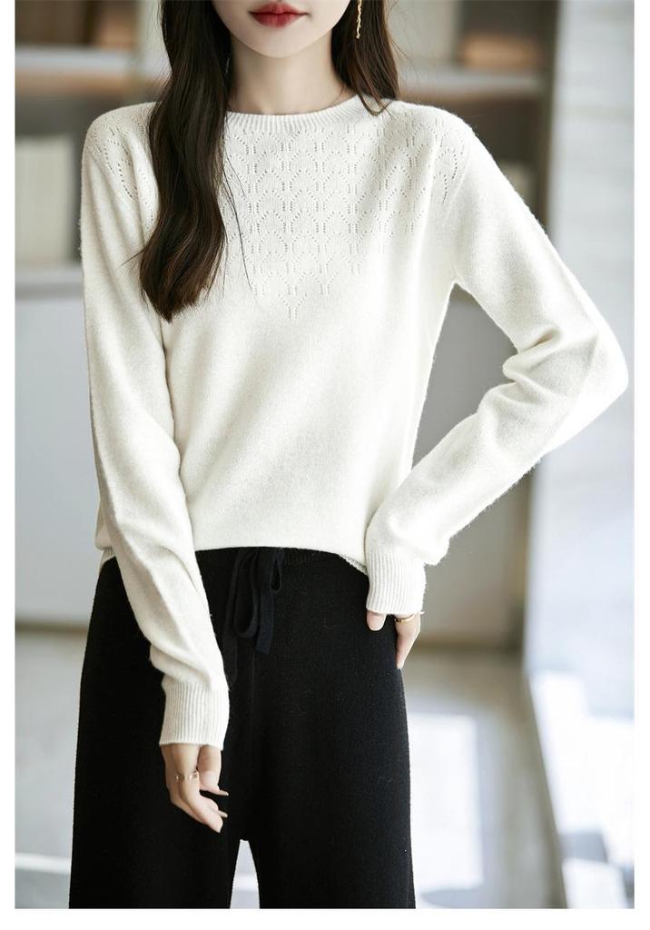 Women's Round Neck Crochet Knit Sweater: Loose-Fit, Autumn/Winter Pullover Base Layer.