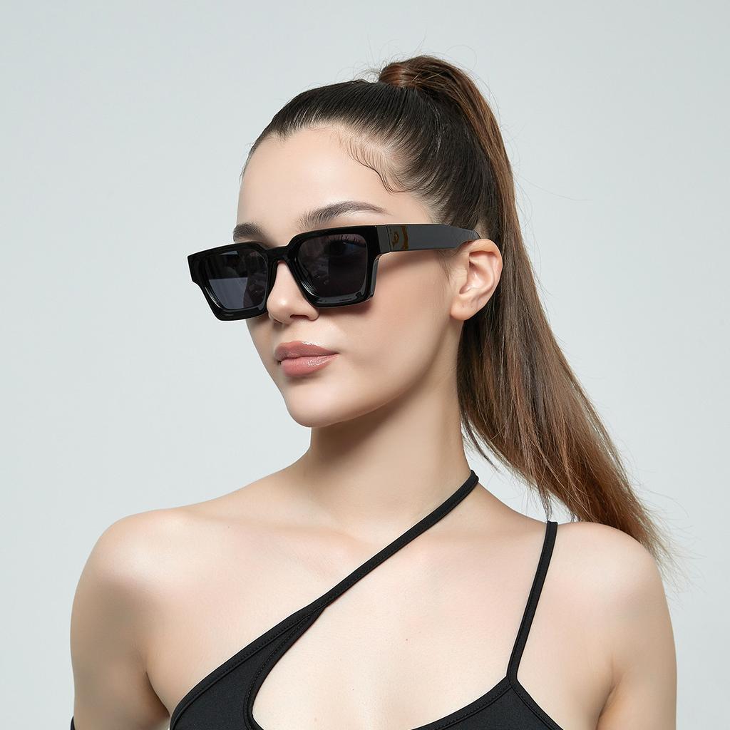 New Retro Classics Square Sunglasses For Women Men Fashion Luxury Brand Vintage Frame Sun Glasses Modern Female Male Shades