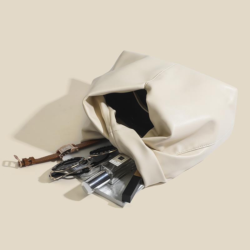 Women'S Bag Versatile Dumpling Bag Premium Sense Smooth Leather Texture Pleated Women'S Bag Cloud Bag Handbag