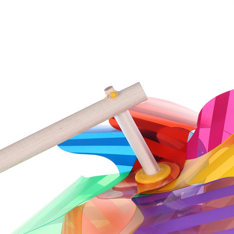 18 cm Tre Håndholdt Plast Vindmølle Prikk Stripete Fargerik Trepinne Vindmølle Hage Gård Fest Ornament Utendørs Leker for Barn