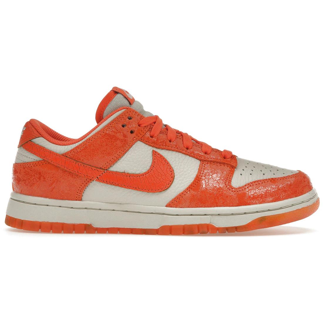 

Sneaker Nike Dunk Low Cracked Orange (Women s)(FN7773-001) 42.5
