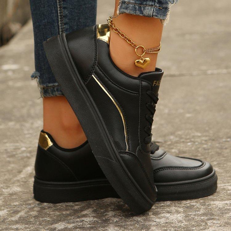 Large size casual single shoes women's autumn 2025 new TEUM popular board shoes little white shoes women's European and American style