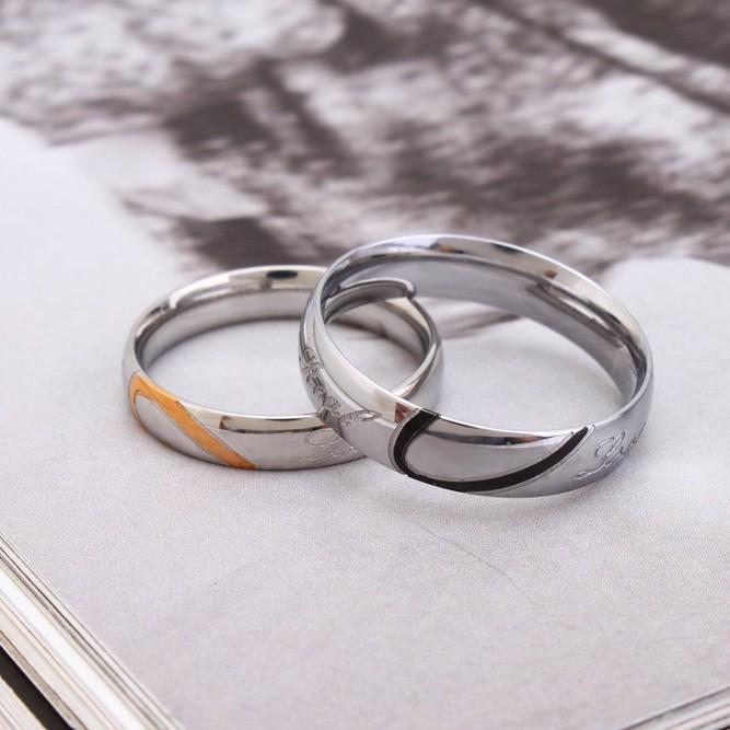 Korean Style Titanium Steel Black Gold Couple Rings - Creative Love Finger Jewelry