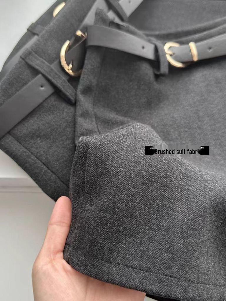 Gray Wool Blend High-Waist A-Line Skirt: Women's Autumn/Winter Slimming, Versatile, Anti-Exposure Design