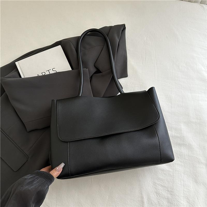 Faux Leather Tote Bag for Women Minimalist Magnetic Closure Shoulder Handbag чёрный