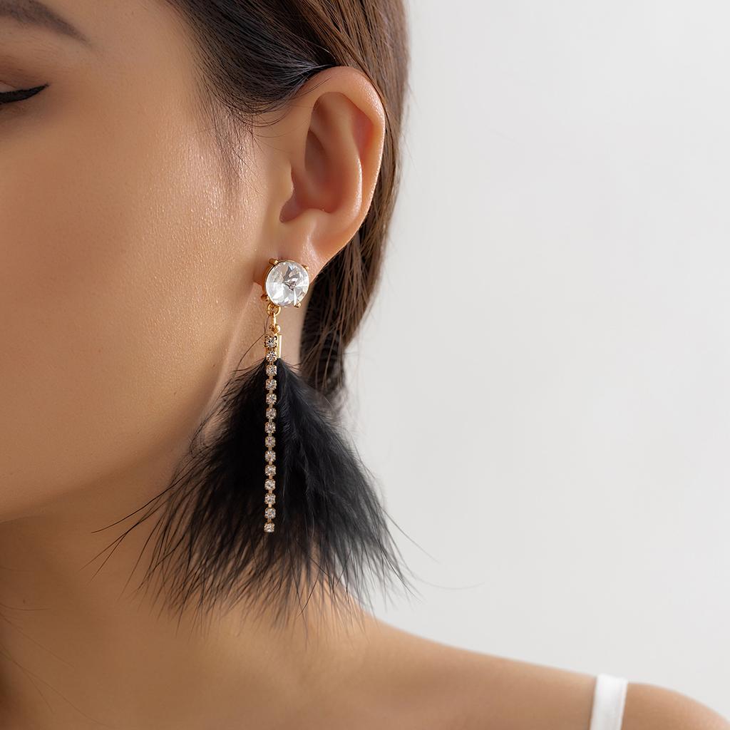 Temperament Feather Fringed Imitation Pearl Earrings, Retro Style Personality Simple Niche Stud Earrings For Women