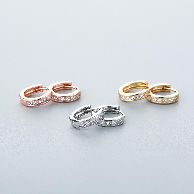 Classic Pave Diamond Hoop Earrings For Women Exquisite Niche Personalized Sparkling Circle Ear Cuffs Versatile Jewelry