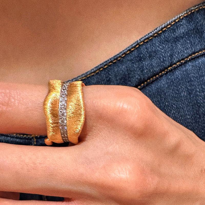 Nowe w stylu vintage pałacowym pierścionki z liści bananowca dla kobiet lekki luksus szczotkowane rękodzieło pierścionek wysadzany diamentami bankiet prezent