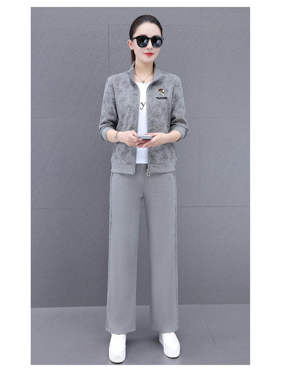 

Chic Women s 2026 Spring/Autumn Casual Sports Suit - Stylish Three-Piece Set XL