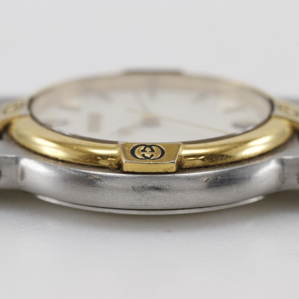 Gucci Relojes de Fecha 9000M Esfera Marfil Acero Inoxidable/Chapado en Oro Cuarzo Pantalla Analógica para hombre Usado