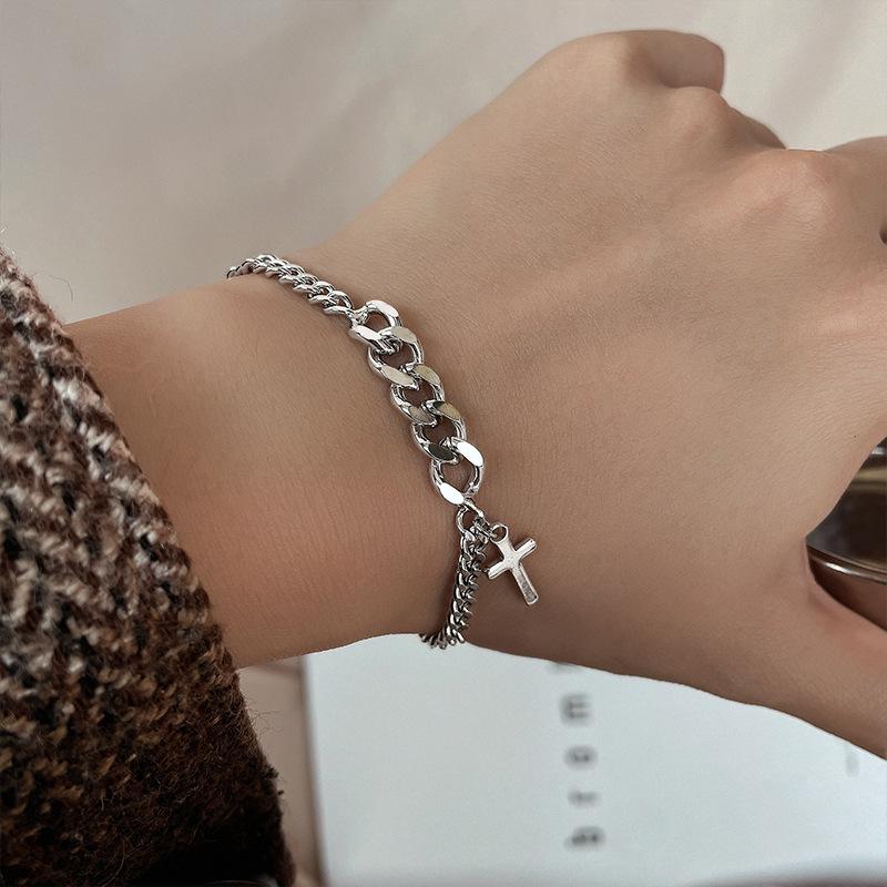 Cold Style Cross Bracelet: Thick Chain for Cool Girl - Hip Hop Fashion, Christmas Edition