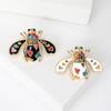 Fashion Enamel Bee Brooches for Women Rhinestone Insect Pins Event Party Funny Gifts Backpack Decoration Clothes Accessories
