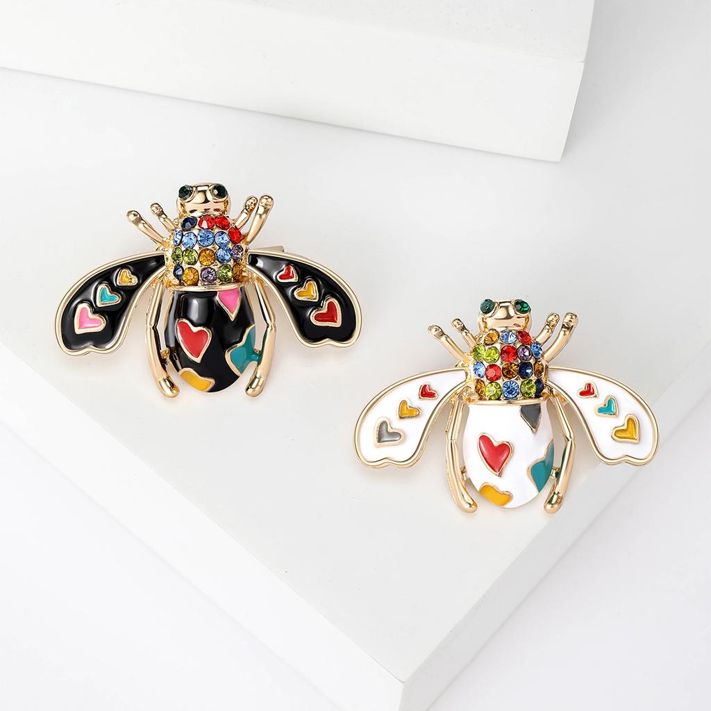 Fashion Enamel Bee Brooches for Women Rhinestone Insect Pins Event Party Funny Gifts Backpack Decoration Clothes Accessories