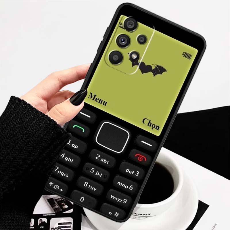 

Luxury vintage phone pattern For Samsung A73 A72 A71 A55 A54 A53 A52 A51 A13 A22 A16 A15 A12 A14 A26 A07 5G Black Phone Case Galaxy A07 4G