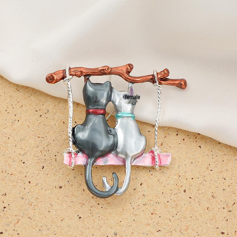 European and American Cat Brooch: Elegant Women's Pin for Suits and Scarves - Alloy Couple Accessory