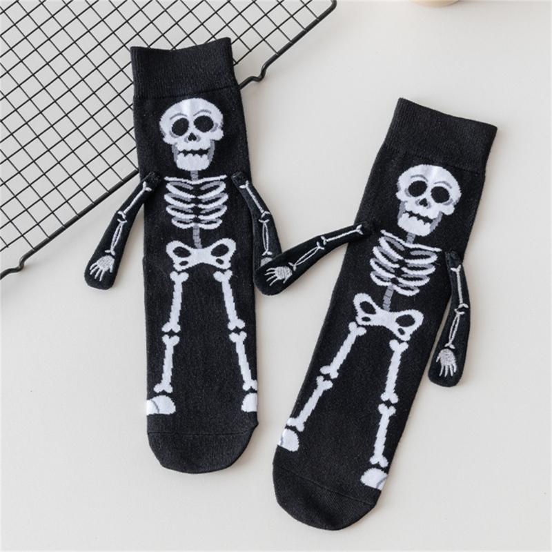 Creative Embroidery Skeleton Hand Design Cotton Halloween Ankle Socks Unisex Comfortable Casual Wear Party Accessory