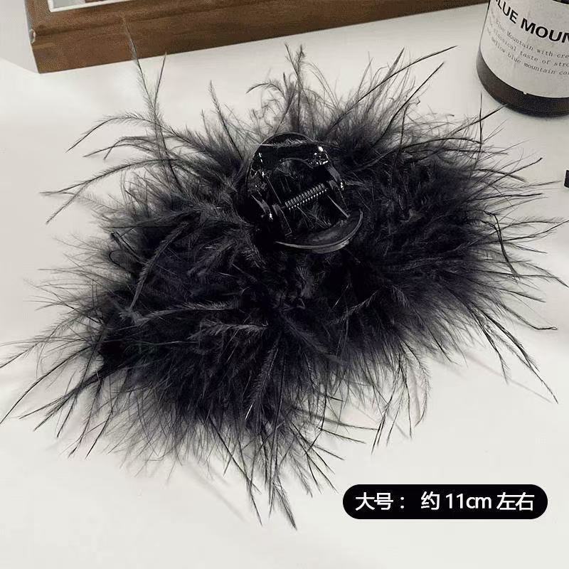 Design Sense Mesh Feather Grab Clip Versatile Temperament Feather Duster Hair Accessories Disc Hair Clip Headgear Popular Hair Accessories